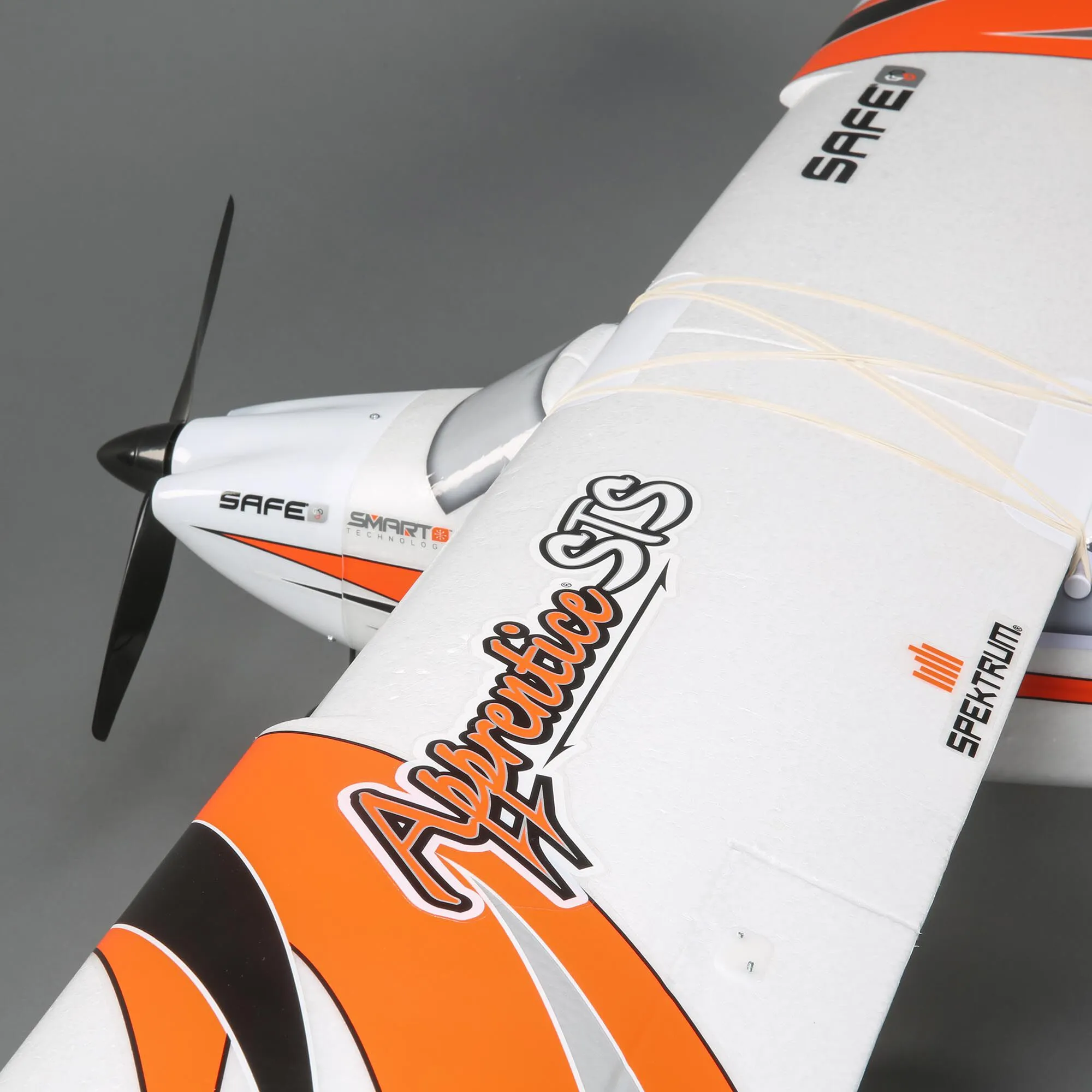 E-Flite Apprentice STS 1.5m with SAFE 1.5m BNF Basic