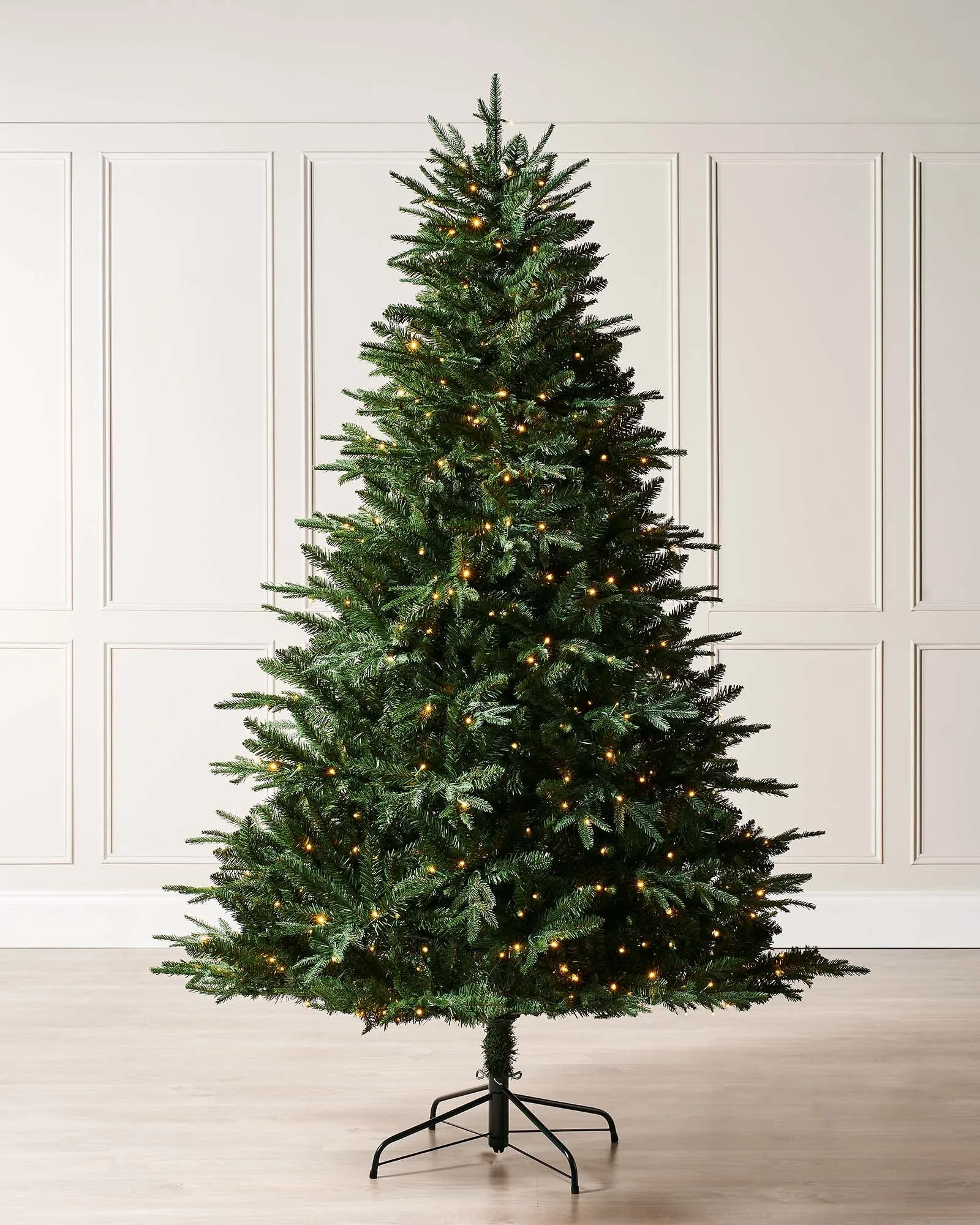 Pre-lit Grand Alaskan Fir Christmas Tree, Multi Colour, 5 ft